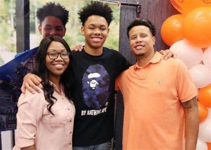 Uncover The Secrets To Anfernee Simons' Success: His Parents' Role Revealed