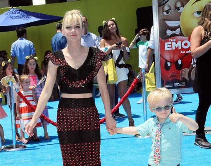 Exploring The Health Journey Of Anna Faris' Son