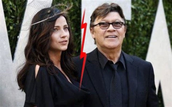 Robbie And Dominique Robertson's Marital Status Revealed