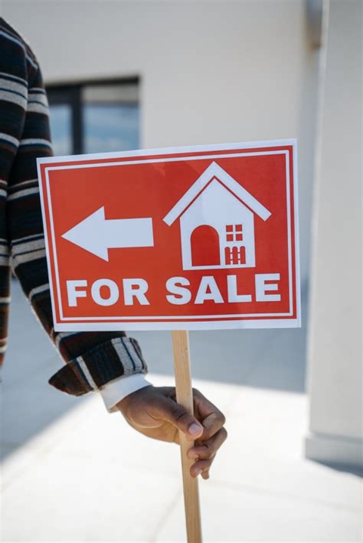 Do you put money down when putting an offer on a house?