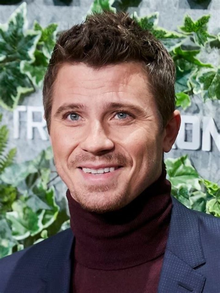 How Old Is Garrett Hedlund Now