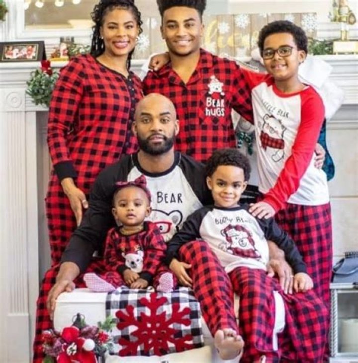 Is Willie Moore Jr. Hitched?