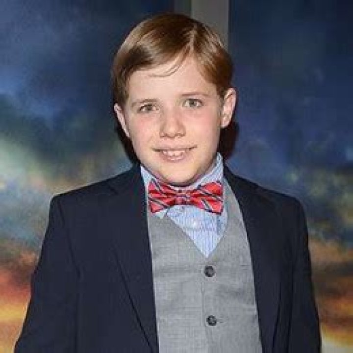 Jakob Salvati Height