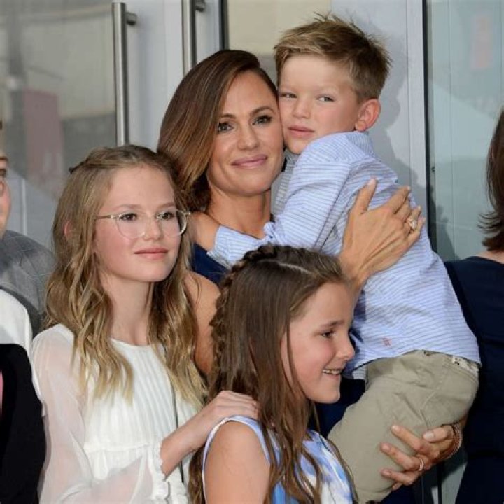 Discoveries About Jennifer Garner's Family