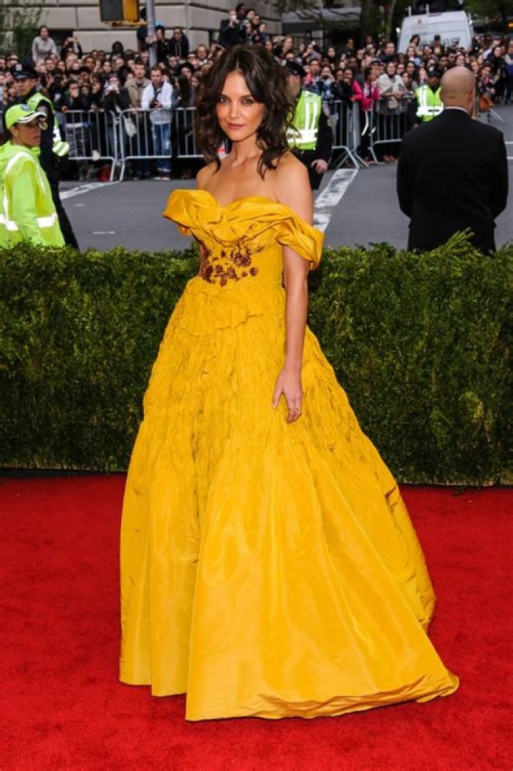 Katie Holmes' Weight And Height Decoded