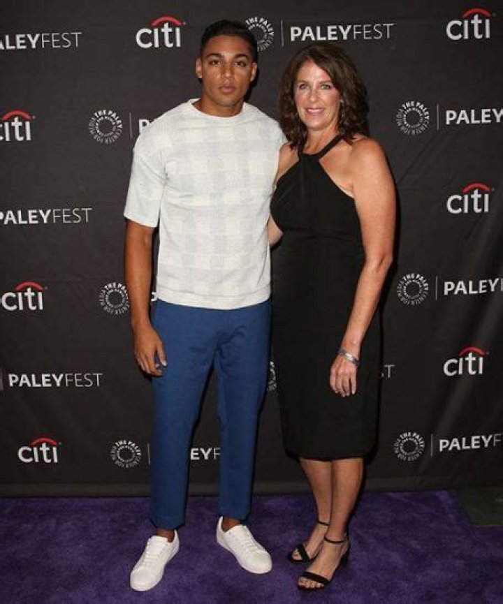 Uncovering The Pillars Of Michael Evans Behling's Success: His Parents