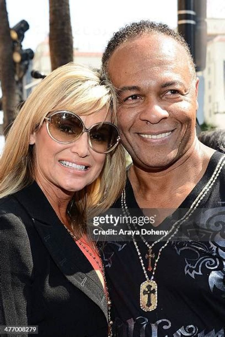 Uncover The Untold Story Of Ray Parker Jr.'s Inspiring Wife