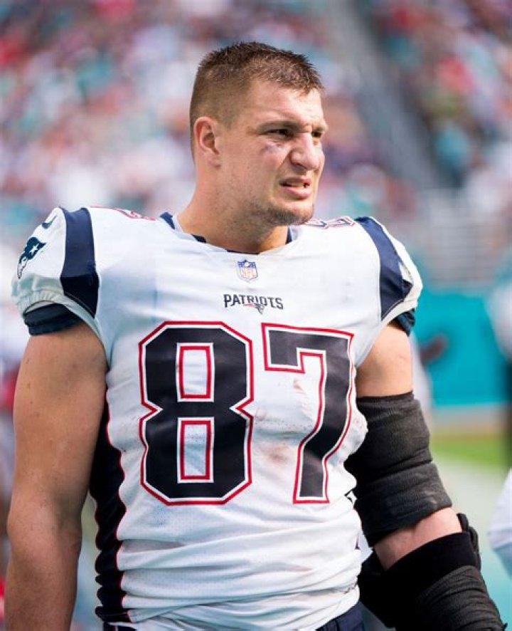 The Hidden Story Behind "Rob Gronkowski Is Gay"