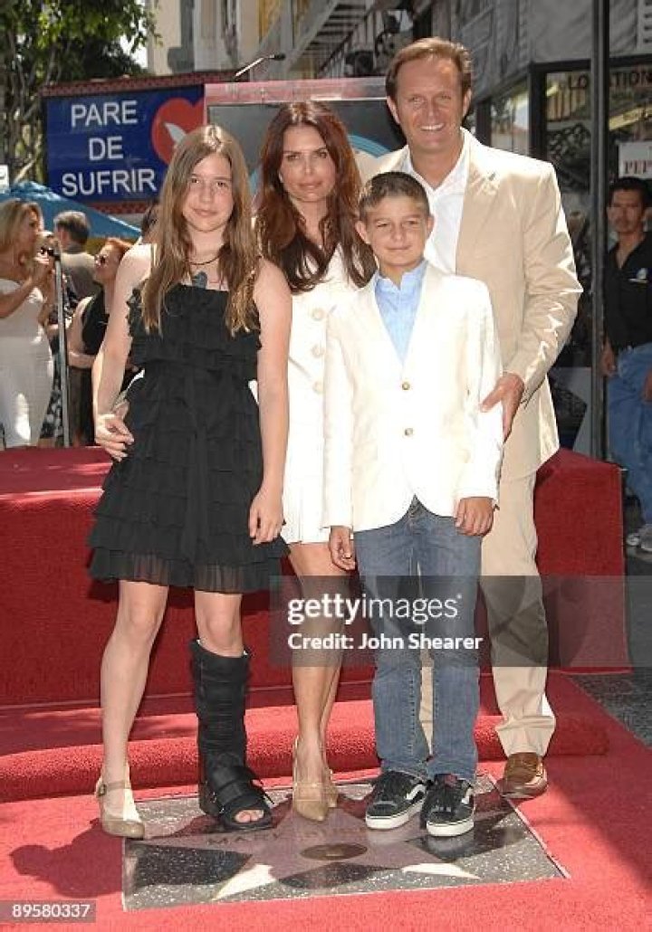 Unveiling The World Of Roma Downey's Spouse: Discoveries And Insights