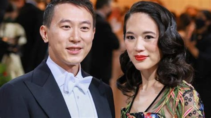 Uncover The Untold Story Of Shou Zi Chew's Inspiring Wife