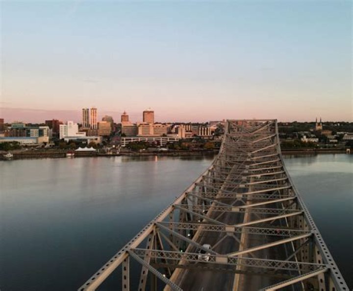 Discover "skip The Games Peoria Illinois"