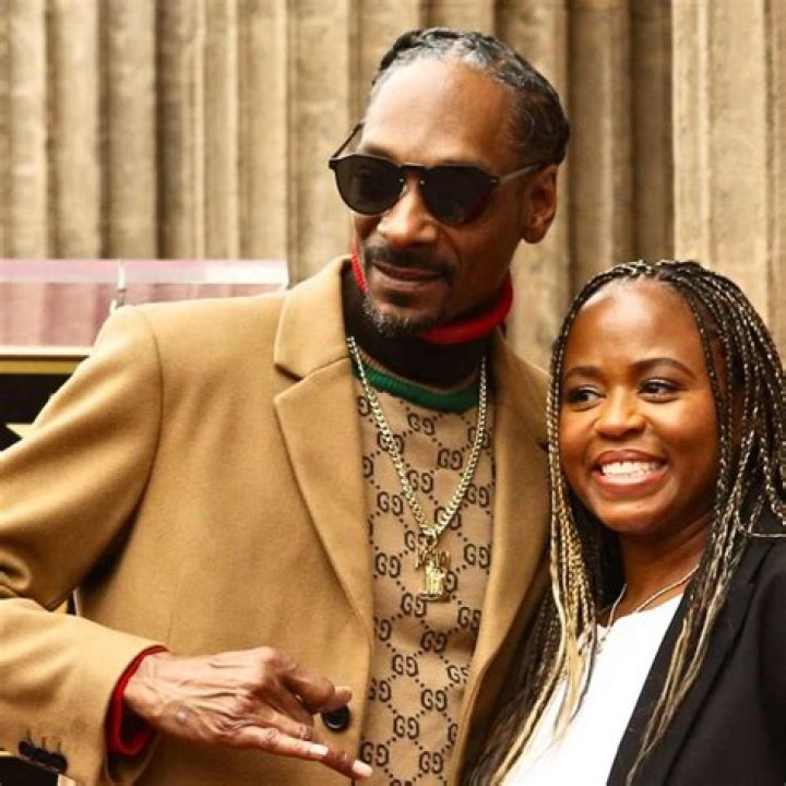 Unveiling The Extraordinary: Snoop Dogg's Wife Revealed