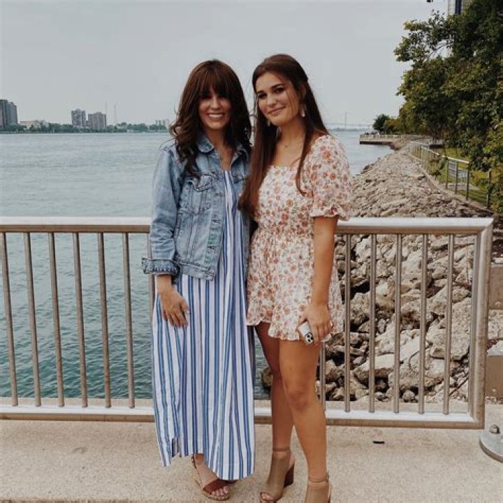 Dan Campbell's Marriage And Beyond