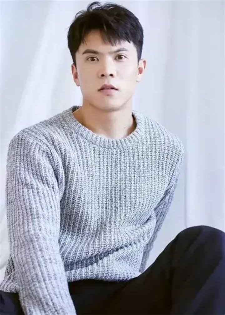 Zhenwei Wang's Age And Its Significance